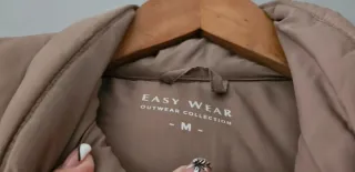 Chaleco largo acolchado con capucha