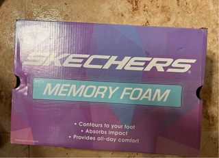 Zapatillas Skechers Negras y Rosas