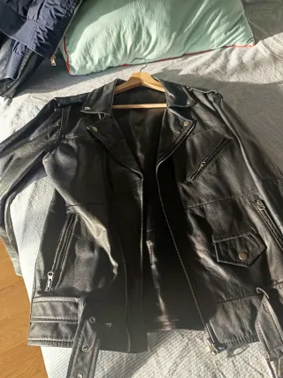 Cazadora Rockera Cuero Negra Nueva