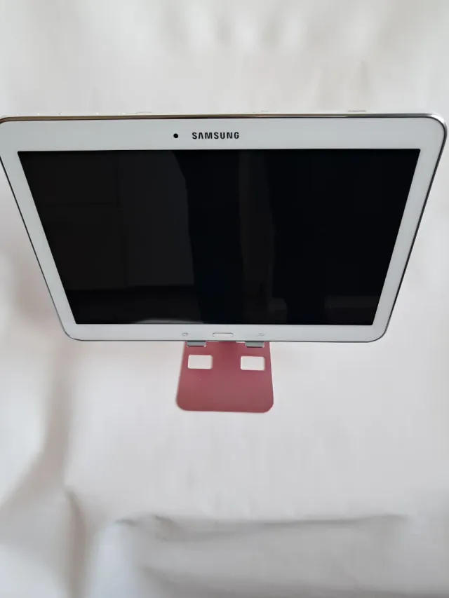 Supporto pieghevole per smartphone/tablet