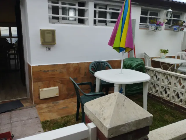 Alquiler Bungalow Laredo con jardín