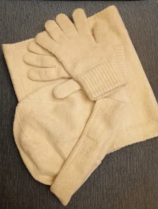 Conjunto lana: gorro, guantes y cuello