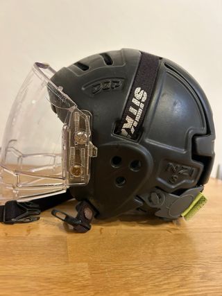 Casco hockey Sitka Talla S con visor