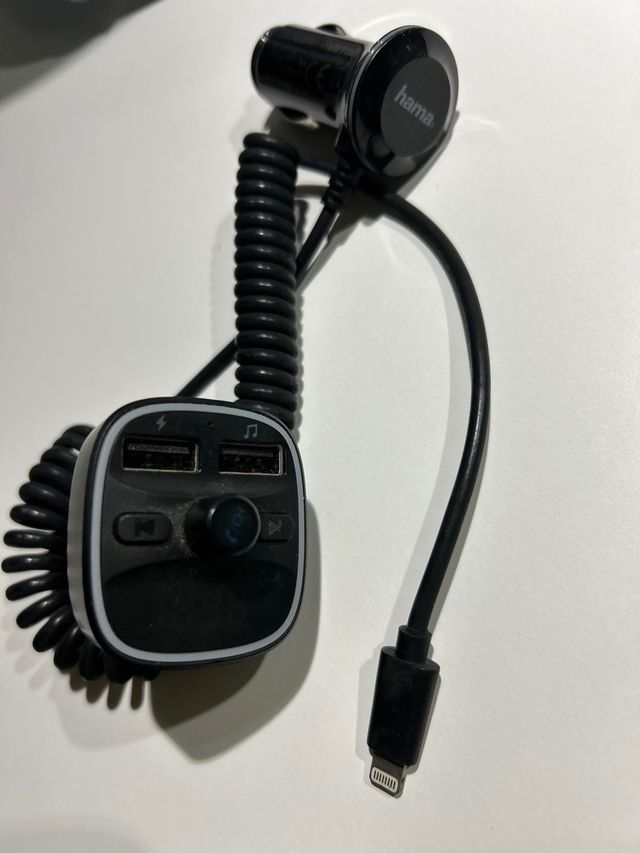 Cargador FM iPhone Hama Transmisor FM inalámbrico