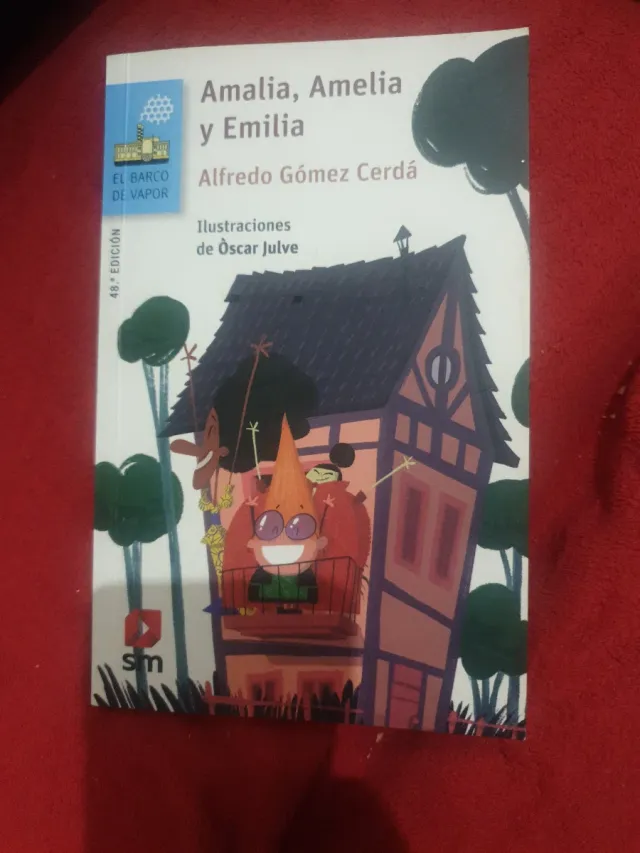 Amalia, Amelia y Emilia (Spanish Edition)