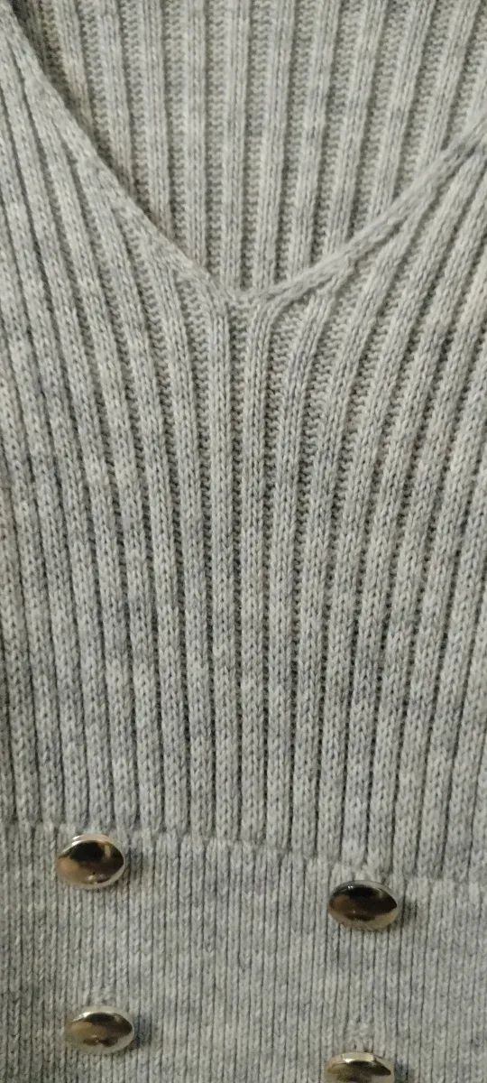 Vestido de punto gris