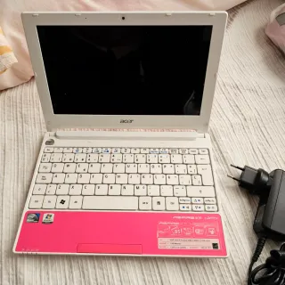 Acer Aspire One Happy Netbook Blanco/Rosa