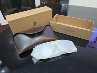 Gafas de sol Alejandro Sanz doradas y plateadas