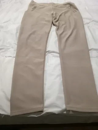 Pantalón señora beige con cremalleras