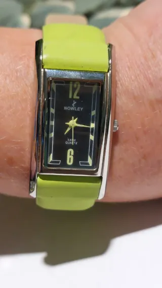 Reloj Nowley Mujer Nuevo