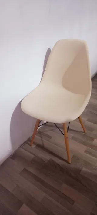 Silla Beige Diseño Nórdico