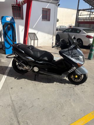 Yamaha TMAX