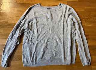 Jersey gris con perlas