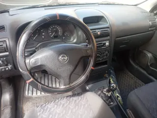 Opel Astra 2000