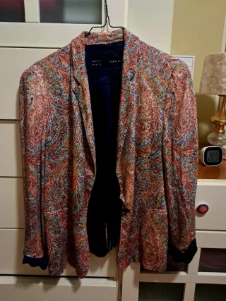 Americana Zara Multicolor . Talla L