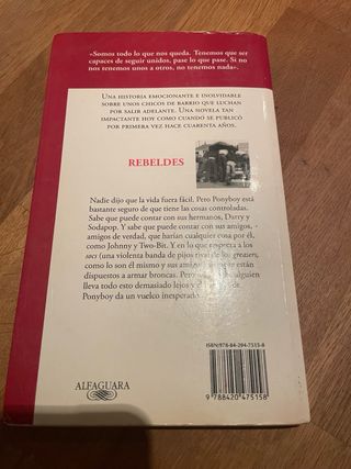 Rebeldes (Serie Roja) (Spanish Edition)