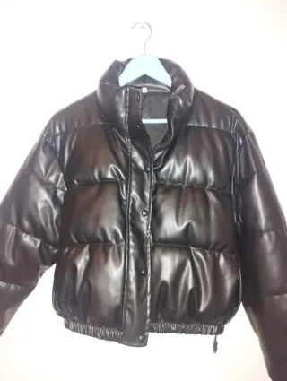 Cazadora polipiel negra talla M