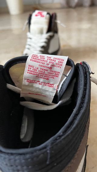 Jordan 1 Mocha Travis Scott