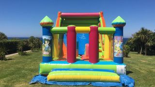 ALQUILER de Castillo hinchable multiaventura