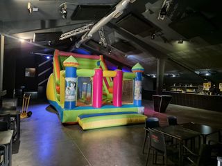 ALQUILER de Castillo hinchable multiaventura