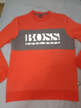 Chaqueta Hugo Boss rojo y Gris