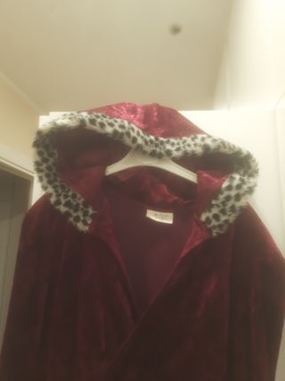 Precisos Vestido Terciopelo con Capucha, Midi, 