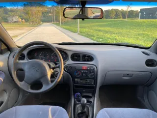 Hyundai Elantra 2001