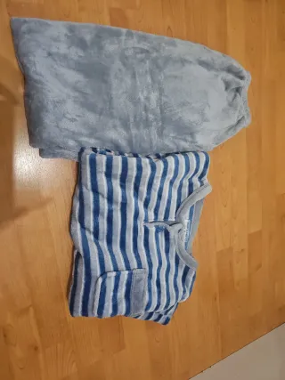 Pijama hombre azul y gris