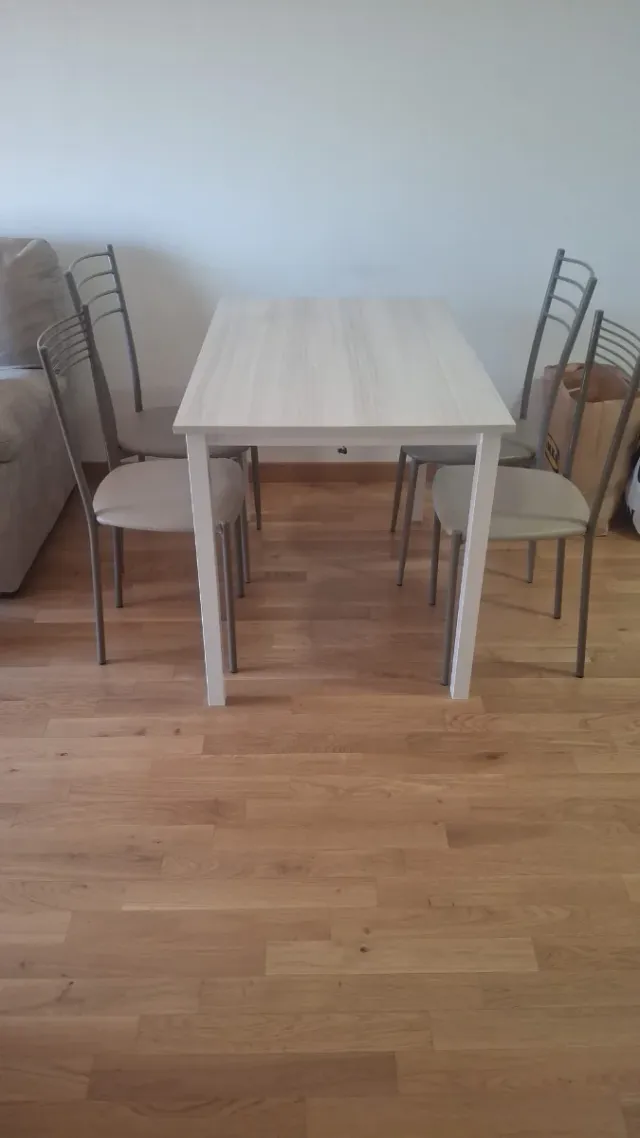 Cucina completa + tavolo 4 sedie