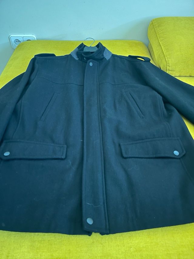 Abrigo caballero negro