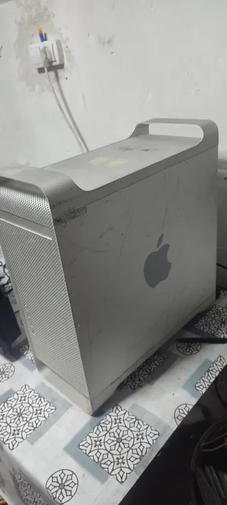 Torre Ordenador Apple