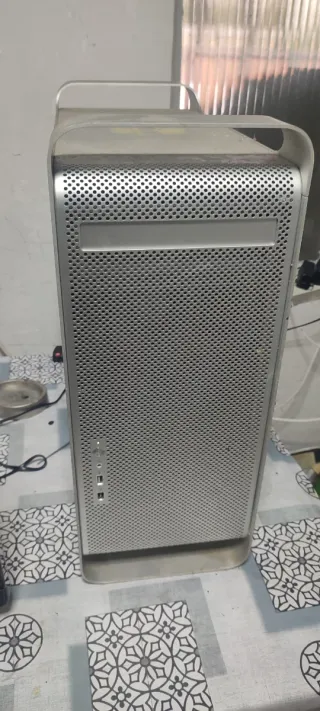 Torre Ordenador Apple