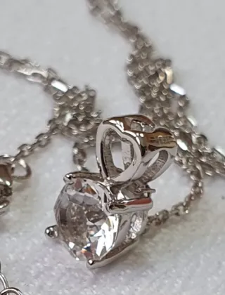 Collar Plata y Swarovski Corazón