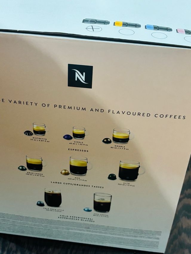 Cafetera Nespresso Vertuo Nueva