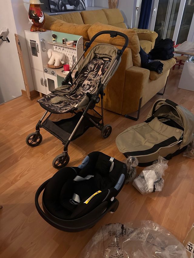 Carrito bebé 3 piezas: Silla, Capazo y Maxicosi