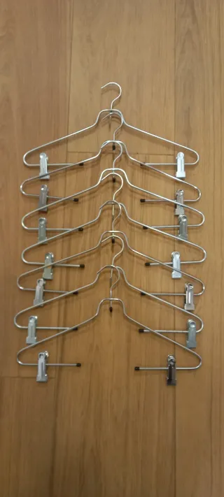 10 Perchas de metal plateadas con pinzas