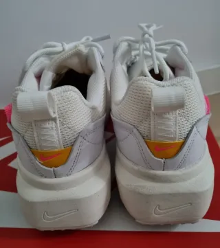 Nike Air Max Verona Talla 37.5
