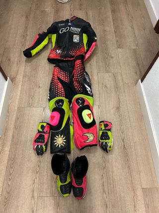 Mono moto mujer Talla XS/S de piel