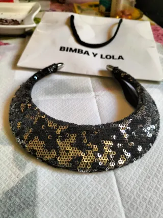 Collar Bimba y Lola lentejuelas negro y plata