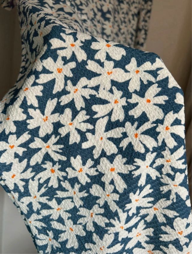 Vestido floral azul y blanco talla XL