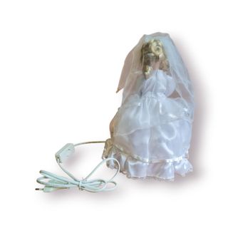 Candeeiro Boneca Noiva Porcelana Coleção Poupée