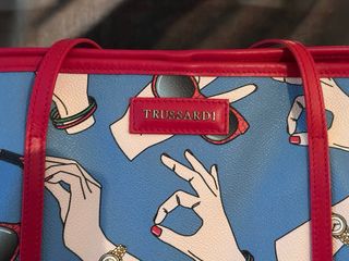 Bolso Trussardi con Cartera de Mano Nuevo