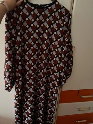 Vestido Zara estampado geométrico