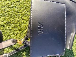 Bolso Zara Negro con Cartera
