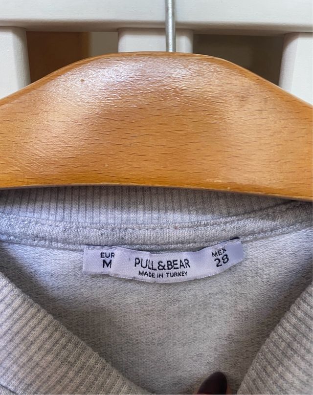 Sudadera Pull&Bear gris