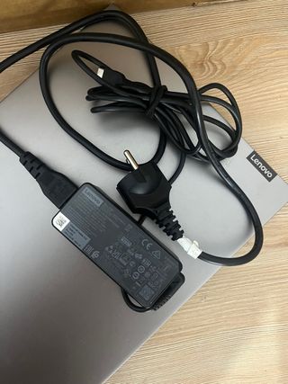 Portátil Lenovo Gris Plata