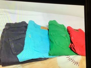 Lote de 4 Vaqueros Talla 10/12