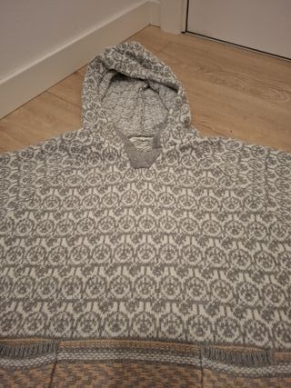 Poncho de punto invierno. Jersey calentito. 