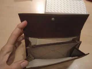 Billetera de mujer marrón