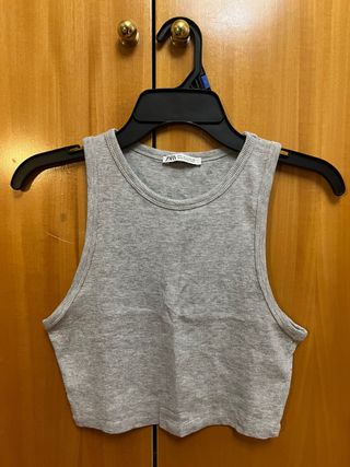 Top corto ZARA gris